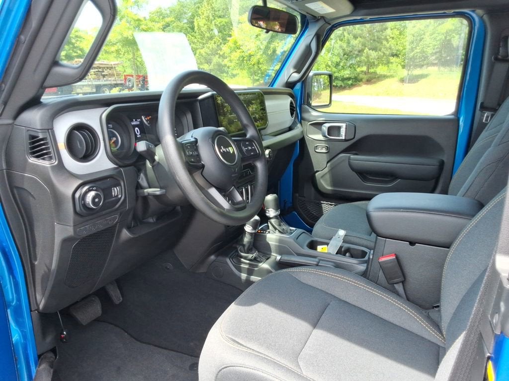2025 Jeep Wrangler 2-Door Sport 4x4