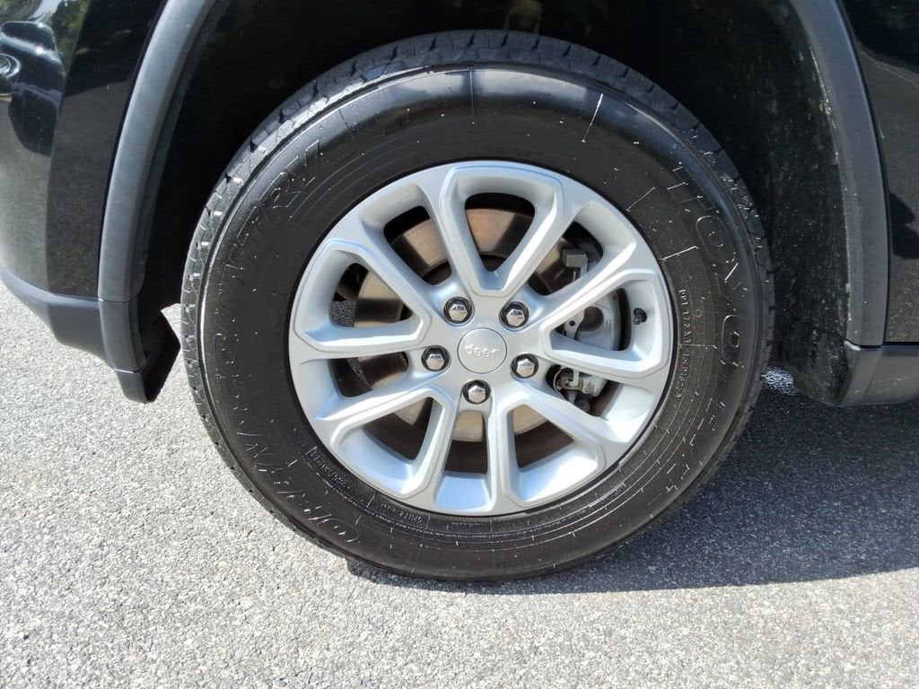 2021 Jeep Grand Cherokee Laredo X 4x4