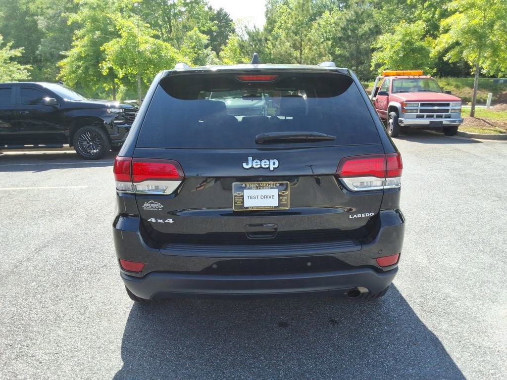 2021 Jeep Grand Cherokee Laredo X 4x4
