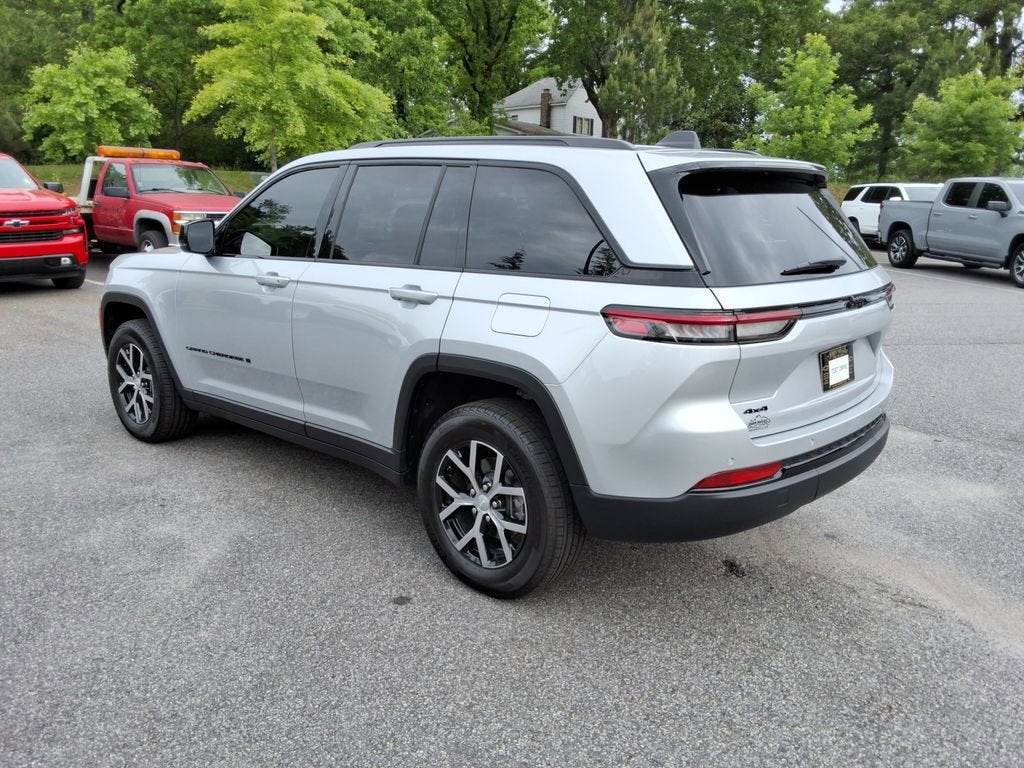2025 Jeep Grand Cherokee Altitude X 4x4