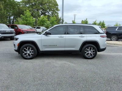 2025 Jeep Grand Cherokee Altitude X 4x4