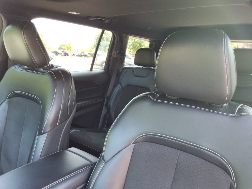 2025 Jeep Grand Cherokee L Altitude X 4x2
