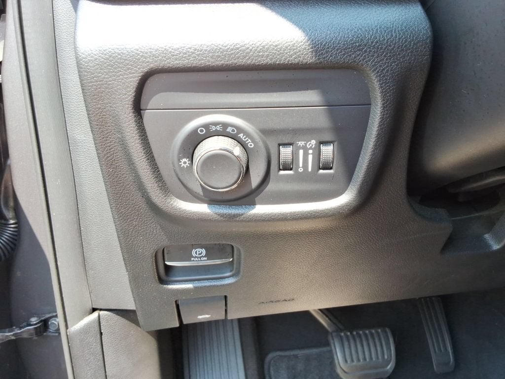 2025 Jeep Grand Cherokee L Altitude X 4x2