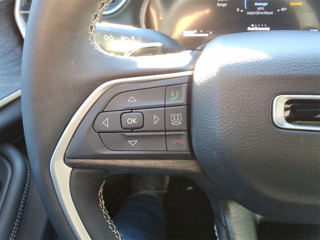 2025 Jeep Grand Cherokee L Limited 4x2