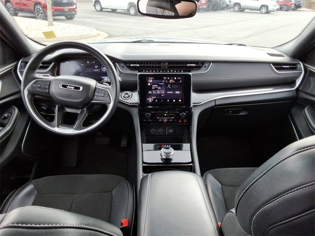 2022 Jeep Grand Cherokee L Altitude 4x4