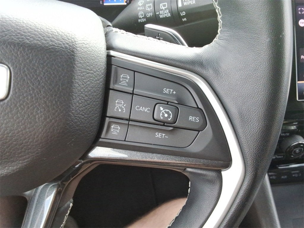 2022 Jeep Grand Cherokee L Altitude 4x4