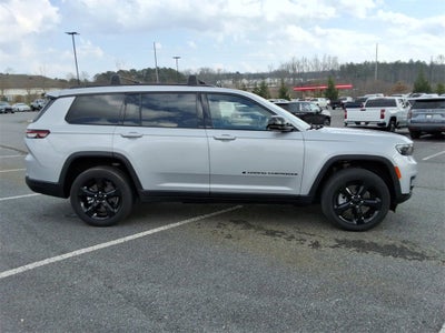 2022 Jeep Grand Cherokee L Altitude 4x4