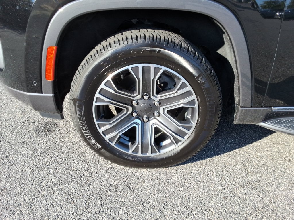 2022 Jeep Wagoneer Series III 4x2