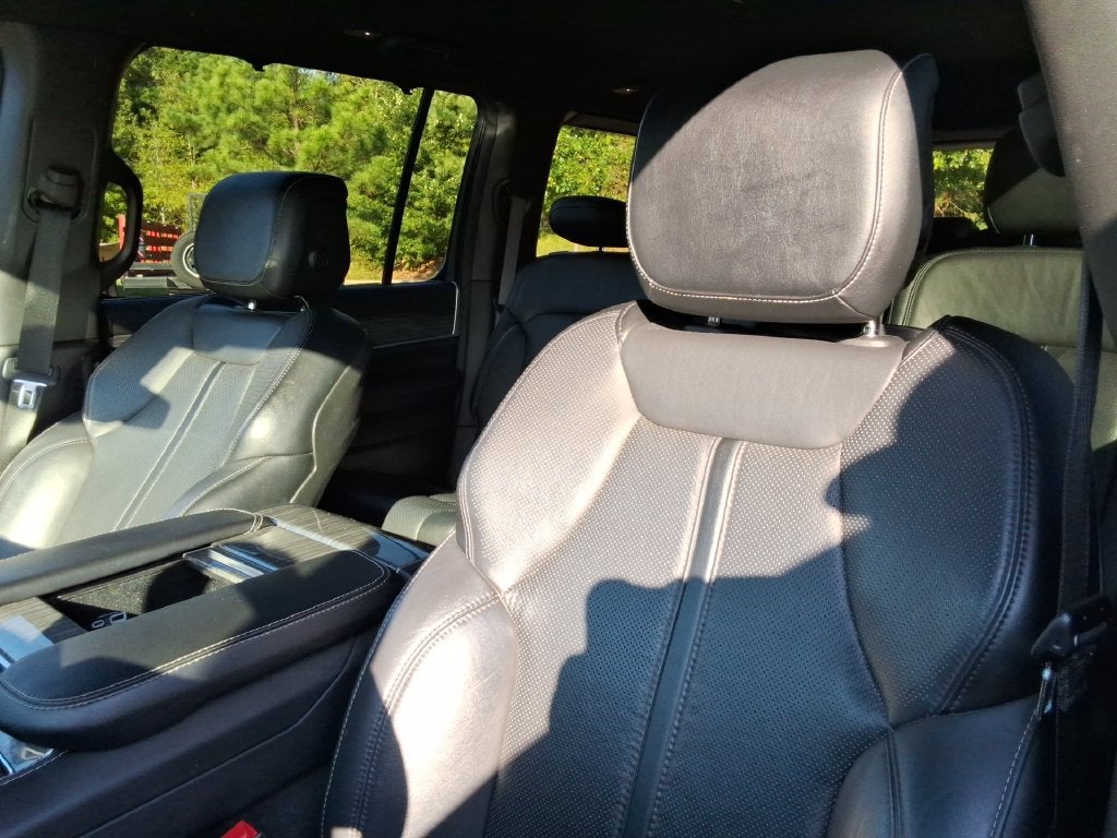 2022 Jeep Wagoneer Series III 4x2