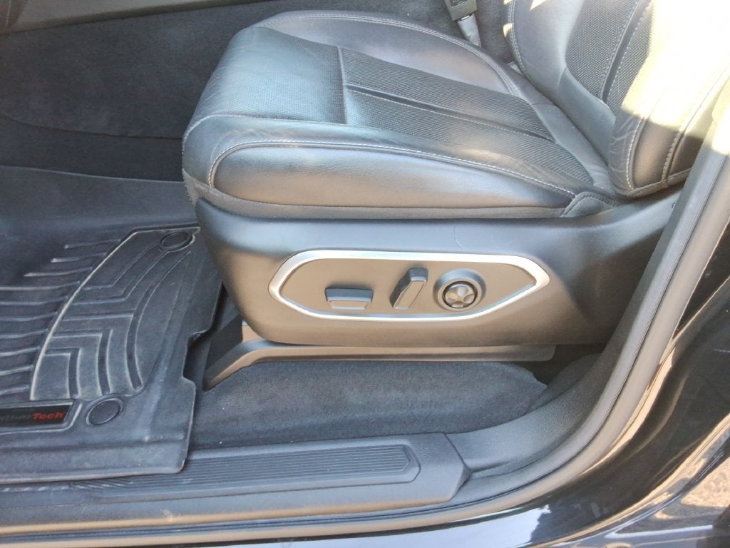 2022 Jeep Wagoneer Series III 4x2