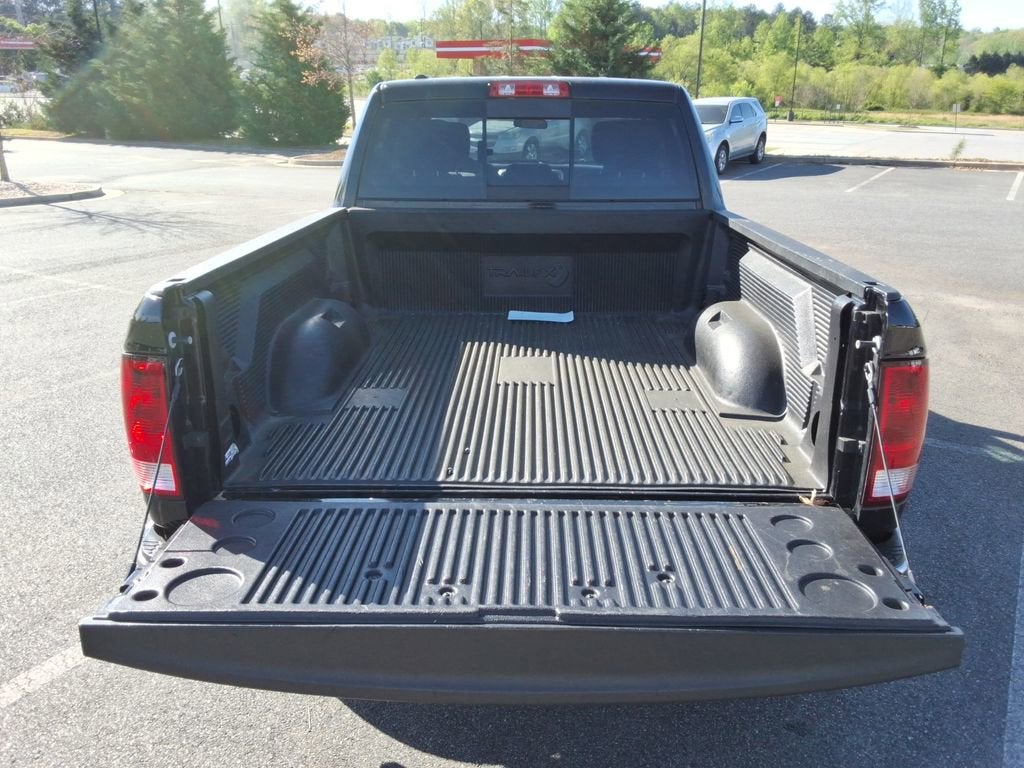 2019 RAM 1500 Classic SLT Crew Cab 4x2 6'4" Box