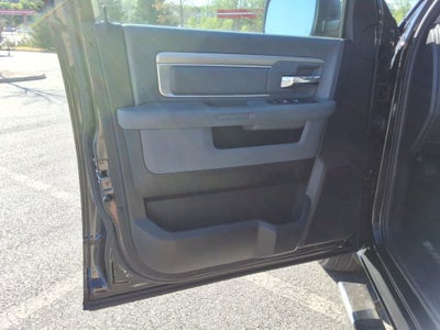 2019 RAM 1500 Classic SLT Crew Cab 4x2 6'4" Box