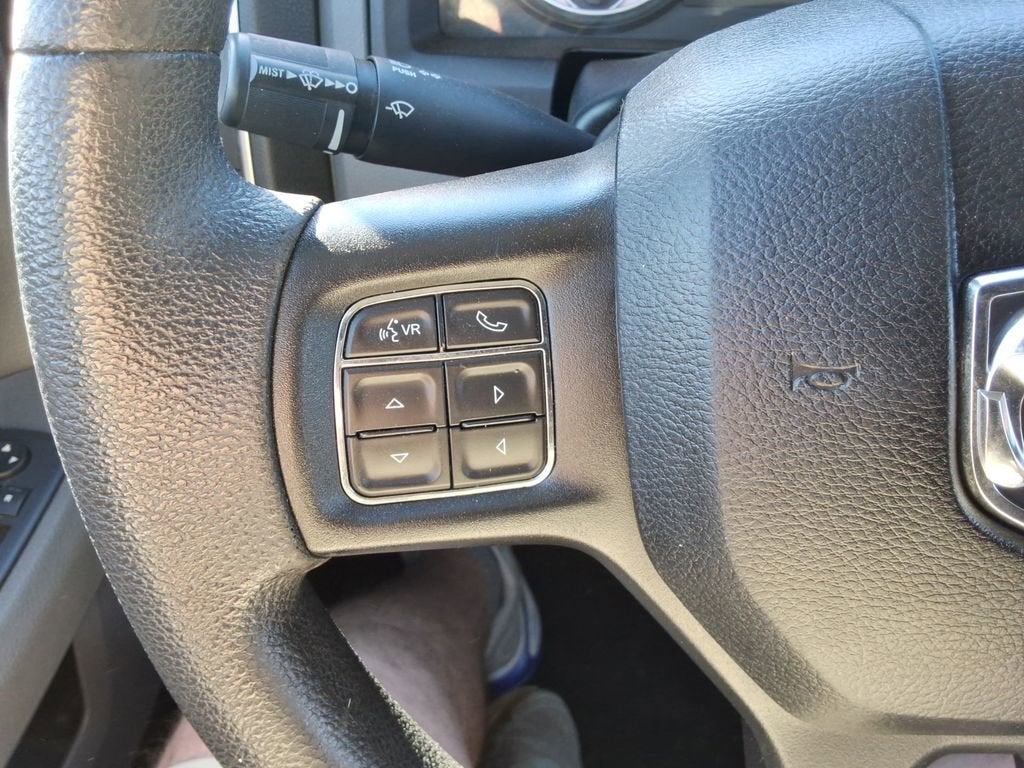 2019 RAM 1500 Classic SLT Crew Cab 4x2 6'4" Box
