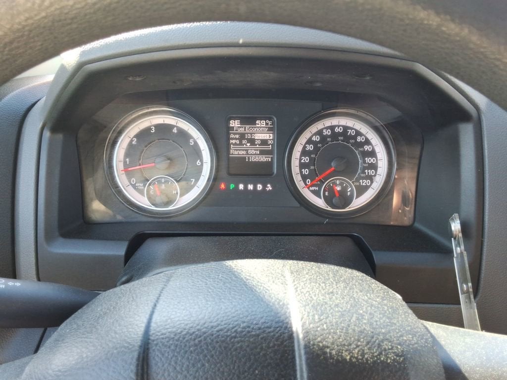 2019 RAM 1500 Classic SLT Crew Cab 4x2 6'4" Box