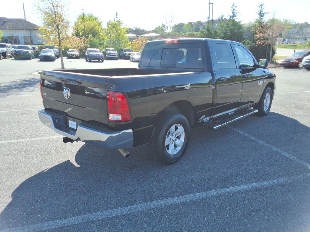 2019 RAM 1500 Classic SLT Crew Cab 4x2 6'4" Box