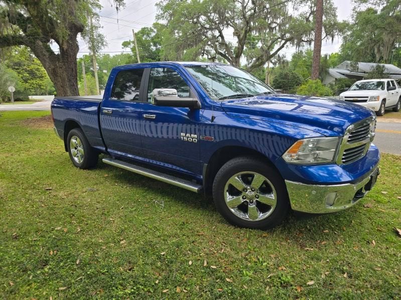 2016 RAM 1500 SLT