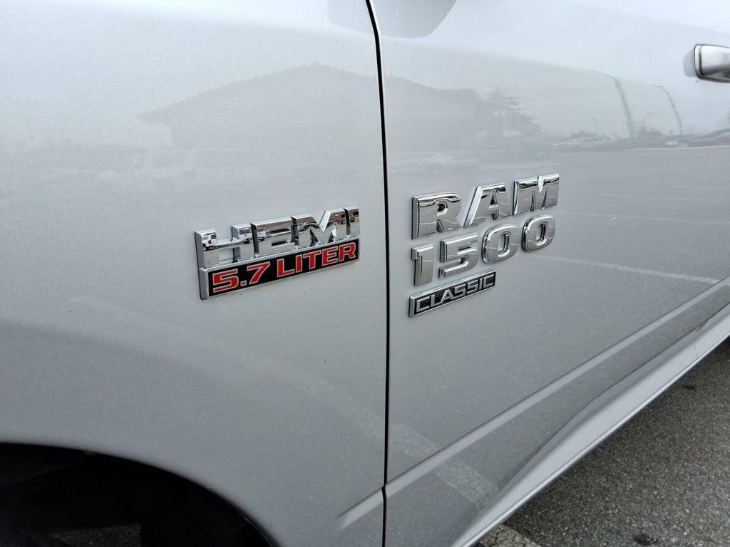 2019 RAM 1500 Classic SLT Crew Cab 4x4 6'4" Box