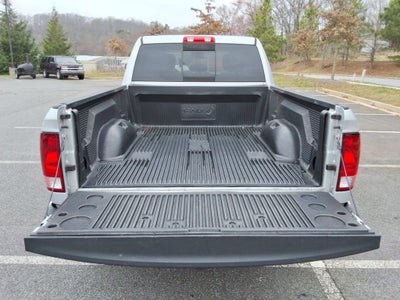 2019 RAM 1500 Classic SLT Crew Cab 4x4 6'4" Box