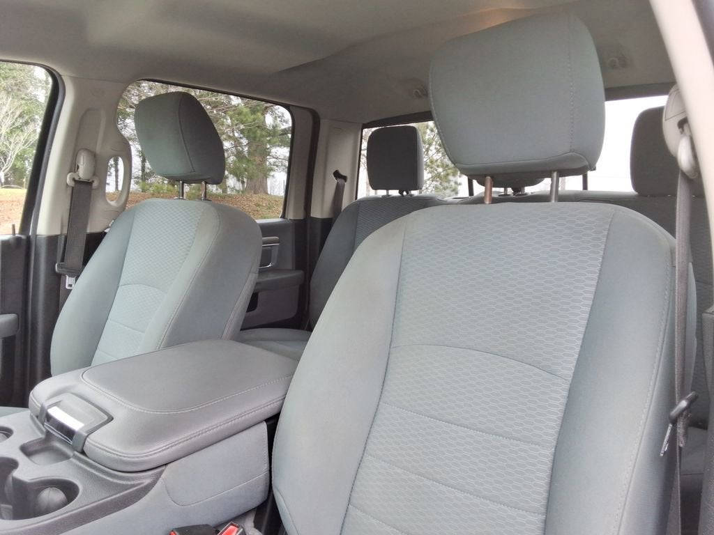 2019 RAM 1500 Classic SLT Crew Cab 4x4 6'4" Box