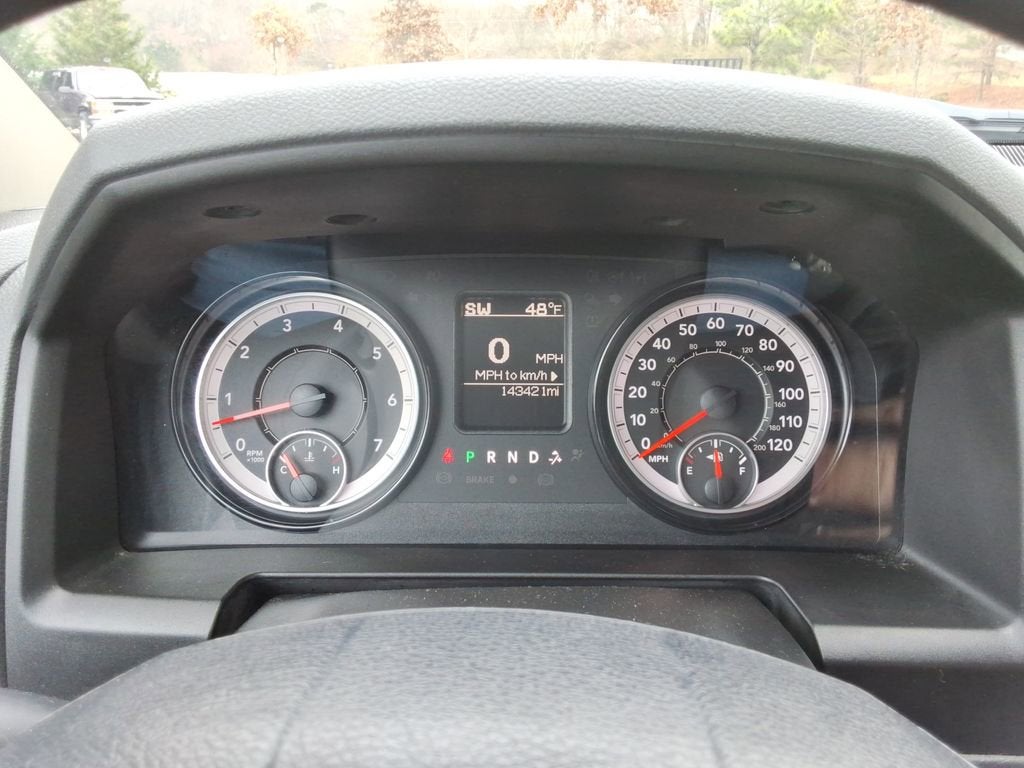 2019 RAM 1500 Classic SLT Crew Cab 4x4 6'4" Box