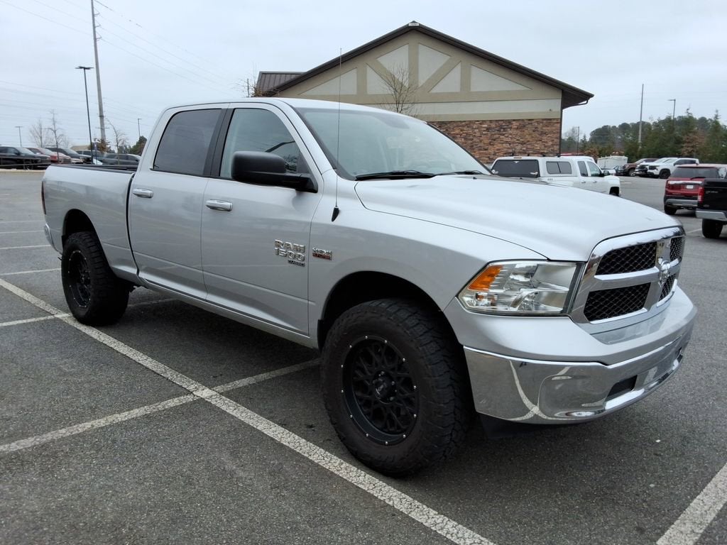 2019 RAM 1500 Classic SLT Crew Cab 4x4 6'4" Box
