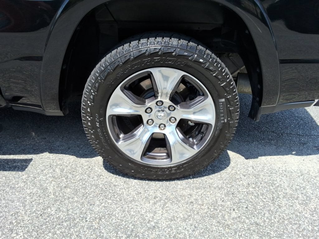 2019 RAM 1500 Laramie Crew Cab 4x2 5'7" Box