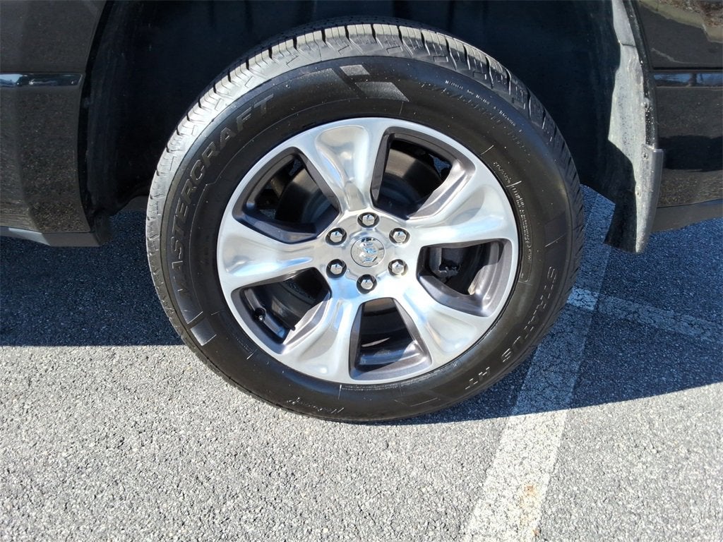 2023 RAM 1500 Laramie Crew Cab 4x2 5'7" Box