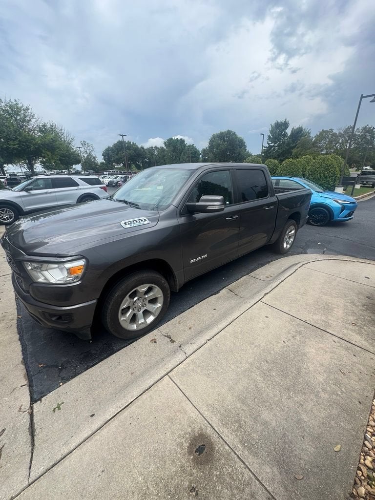 2022 RAM 1500 Big Horn Crew Cab 4x4 5'7" Box