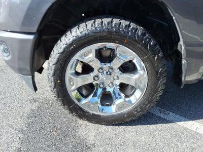 2022 RAM 1500 Big Horn Crew Cab 4x4 5'7" Box