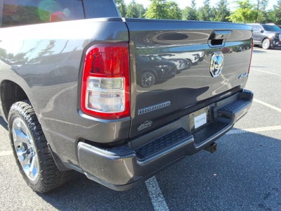 2022 RAM 1500 Big Horn Crew Cab 4x4 5'7" Box