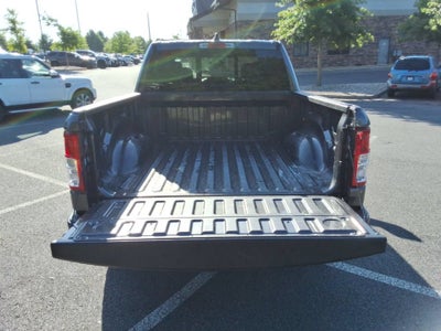 2022 RAM 1500 Big Horn Crew Cab 4x4 5'7" Box