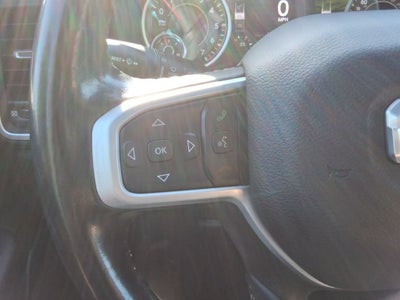 2022 RAM 1500 Big Horn Crew Cab 4x4 5'7" Box