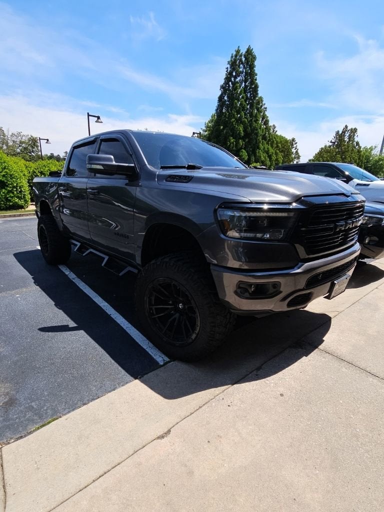 2020 RAM 1500 Big Horn Crew Cab 4x4 5'7" Box
