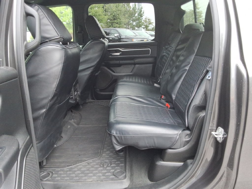 2021 RAM 1500 Big Horn Crew Cab 4x4 5'7" Box