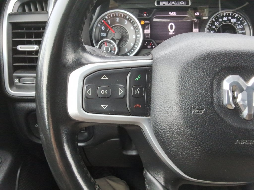 2021 RAM 1500 Big Horn Crew Cab 4x4 5'7" Box