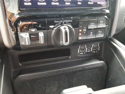 2021 RAM 1500 Limited Crew Cab 4x4 5'7" Box