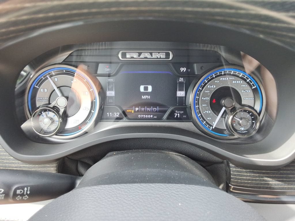 2021 RAM 1500 Limited Crew Cab 4x4 5'7" Box