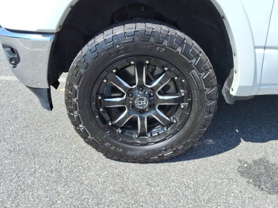 2022 RAM 1500 Laramie Crew Cab 4x4 5'7" Box