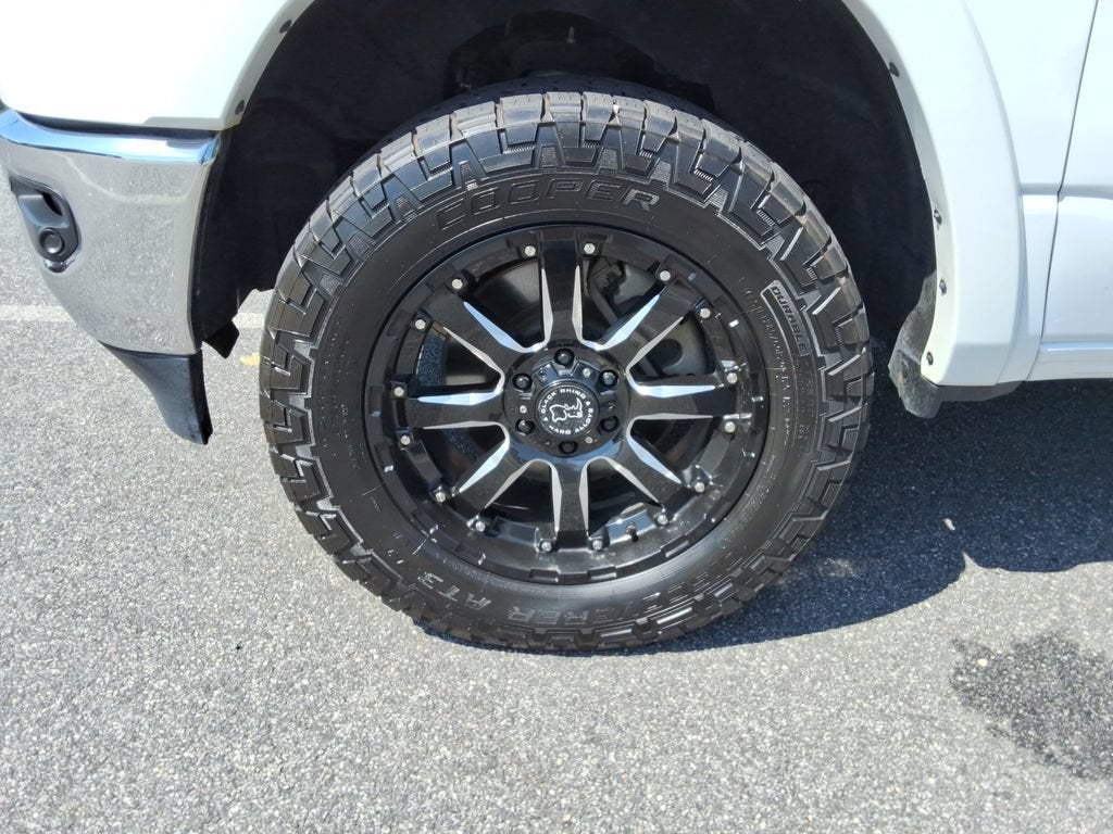 2022 RAM 1500 Laramie Crew Cab 4x4 5'7" Box
