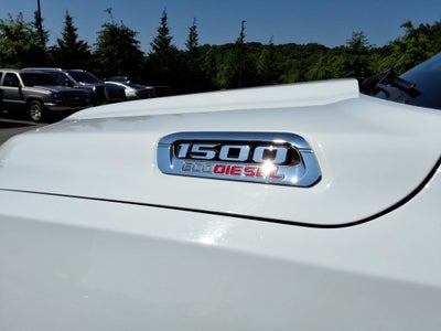 2022 RAM 1500 Laramie Crew Cab 4x4 5'7" Box