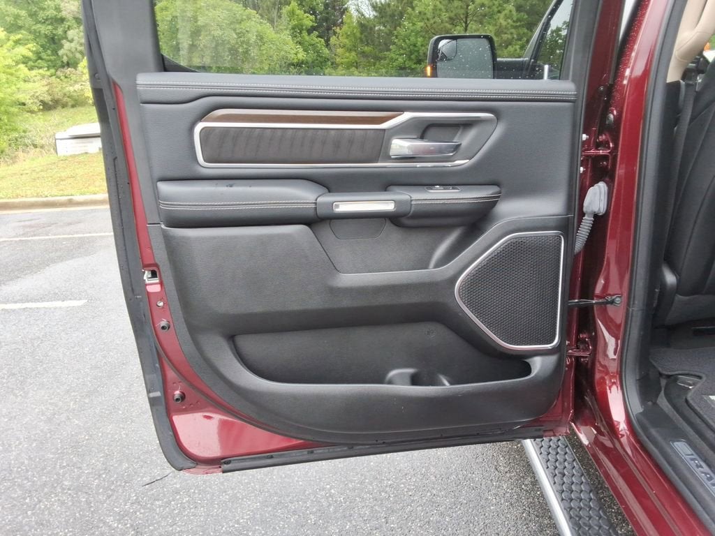 2021 RAM 1500 Laramie Crew Cab 4x4 5'7" Box