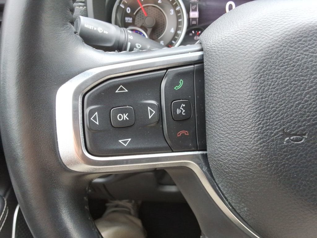 2021 RAM 1500 Laramie Crew Cab 4x4 5'7" Box