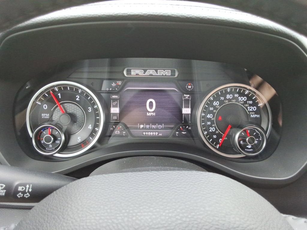 2021 RAM 1500 Laramie Crew Cab 4x4 5'7" Box