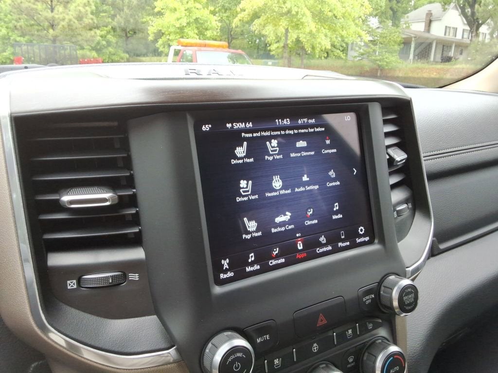 2021 RAM 1500 Laramie Crew Cab 4x4 5'7" Box