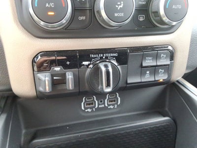 2021 RAM 1500 Laramie Crew Cab 4x4 5'7" Box