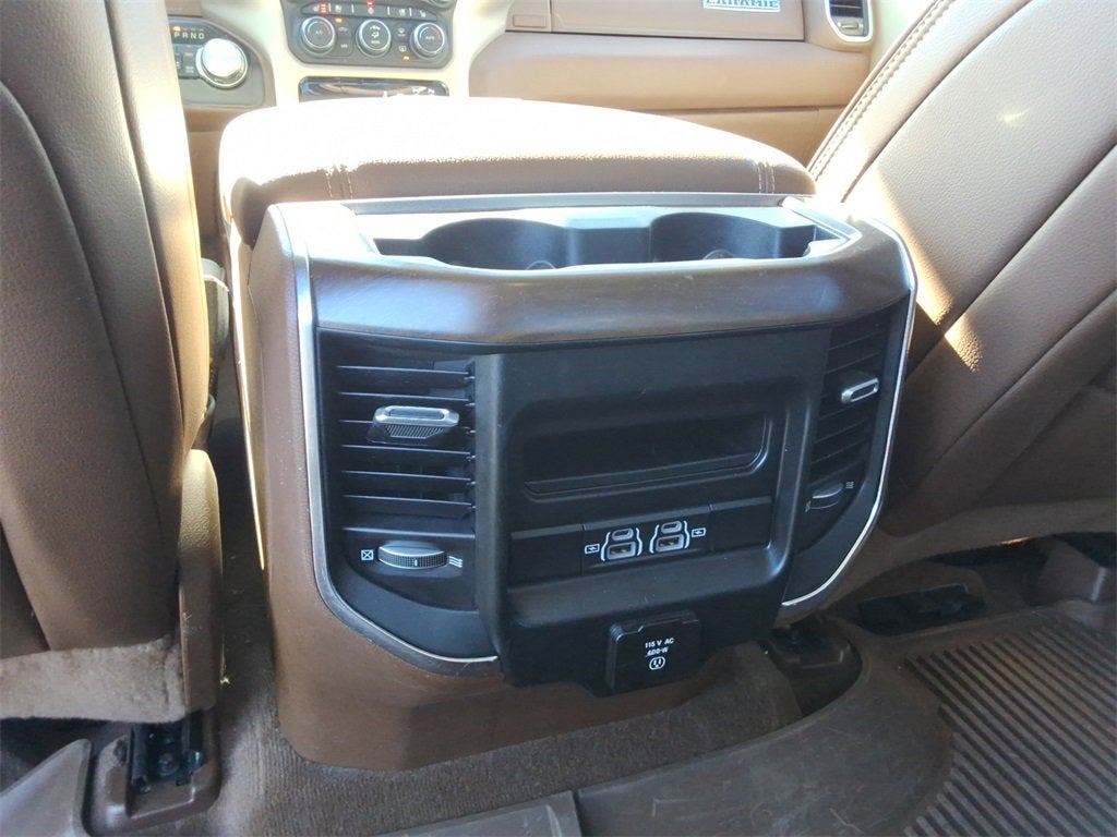 2022 RAM 1500 Laramie Crew Cab 4x4 5'7" Box