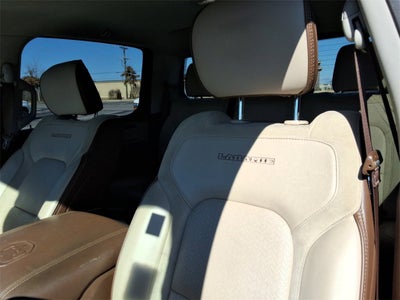 2022 RAM 1500 Laramie Crew Cab 4x4 5'7" Box