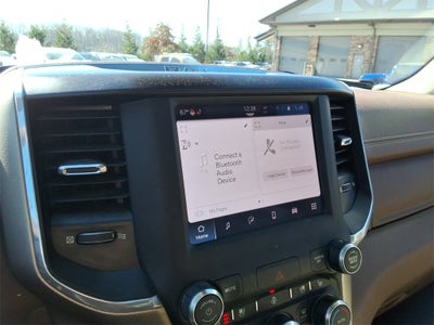 2022 RAM 1500 Laramie Crew Cab 4x4 5'7" Box