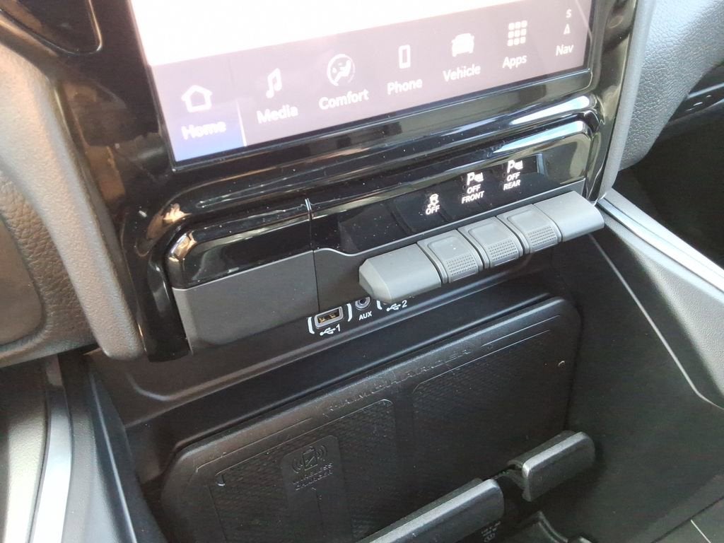 2025 RAM 1500 Laramie Crew Cab 4x4 5'7" Box