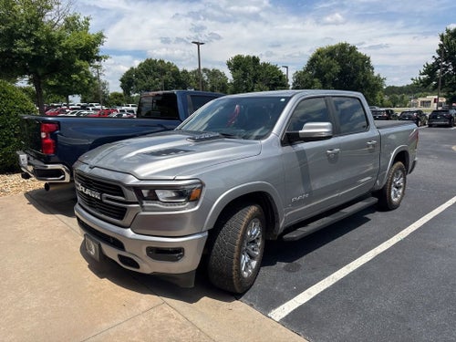 2020 RAM 1500 Laramie Crew Cab 4x4 5'7" Box